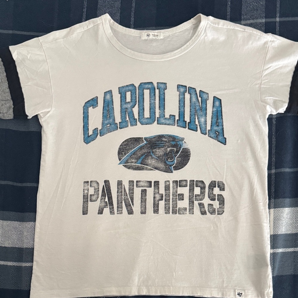 Vintage Carolina Panthers Tee Shirt Y2K Sports Shirt NFL Tee Shirt